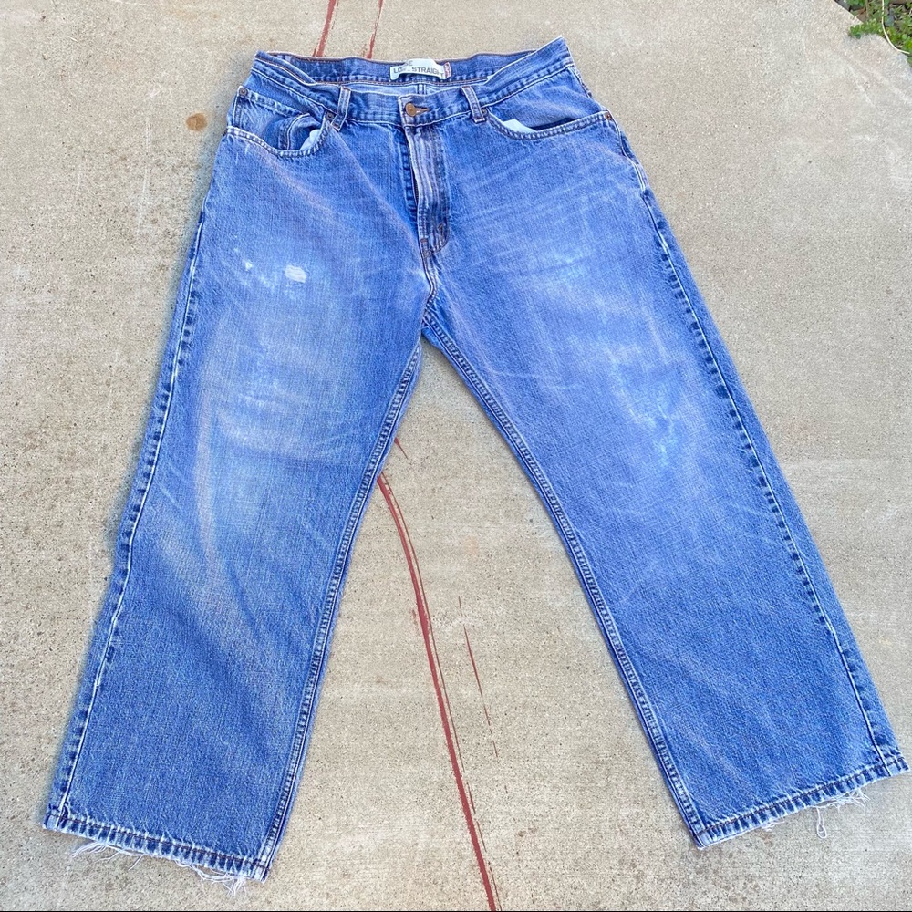 Men Levi’s jeans